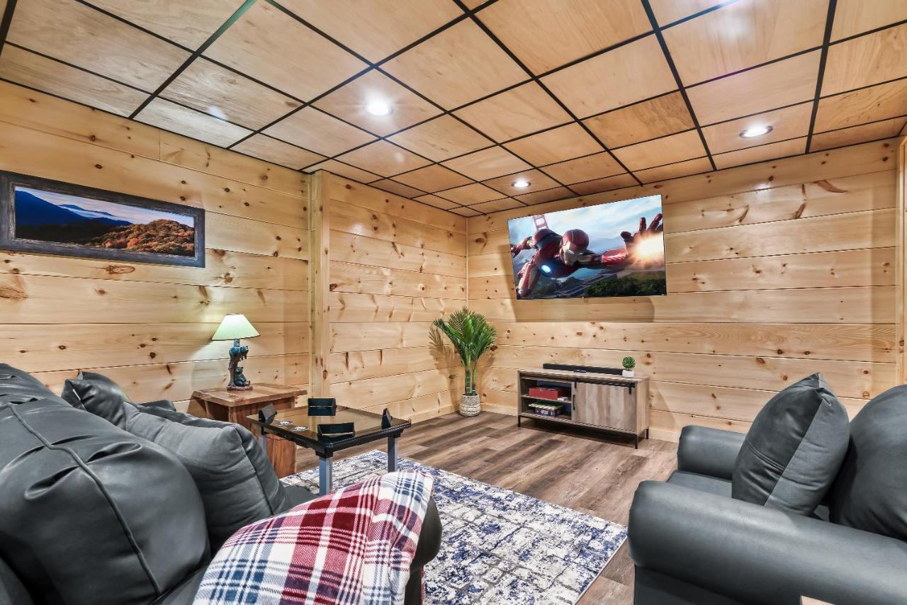 Mountains R Calling, Cozy Hideaway, King Beds, Hot-Tub, Arcade, Ev Ready Pigeon Forge Exterior photo