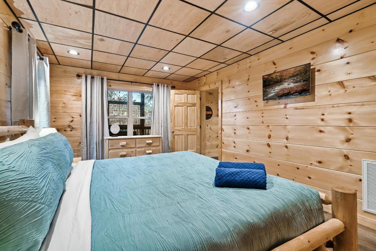 Mountains R Calling, Cozy Hideaway, King Beds, Hot-Tub, Arcade, Ev Ready Pigeon Forge Exterior photo