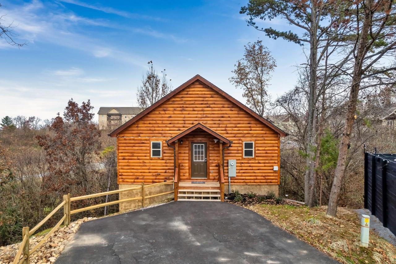 Mountains R Calling, Cozy Hideaway, King Beds, Hot-Tub, Arcade, Ev Ready Pigeon Forge Exterior photo